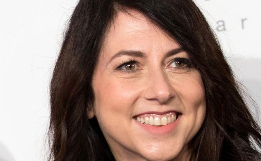 MacKenzie Scott pasó de ser mesera a tener 46,000 millones de dólares