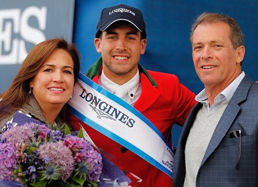 Eugenio Garza Pérez junto a sus padres / Foto: Instagram