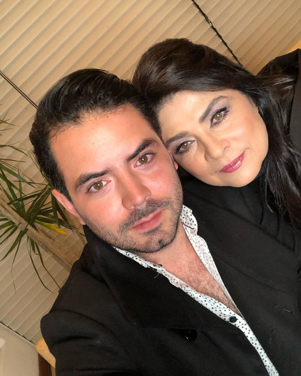Eugenio Derbez explica el motivo de su ‘boda falsa’ con Victoria Ruffo 