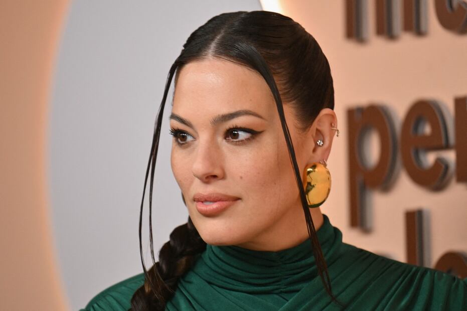 Khloé Kardashian, Amanda Seyfried y más se sinceran sobre lo difícil que les resultó la lactancia materna