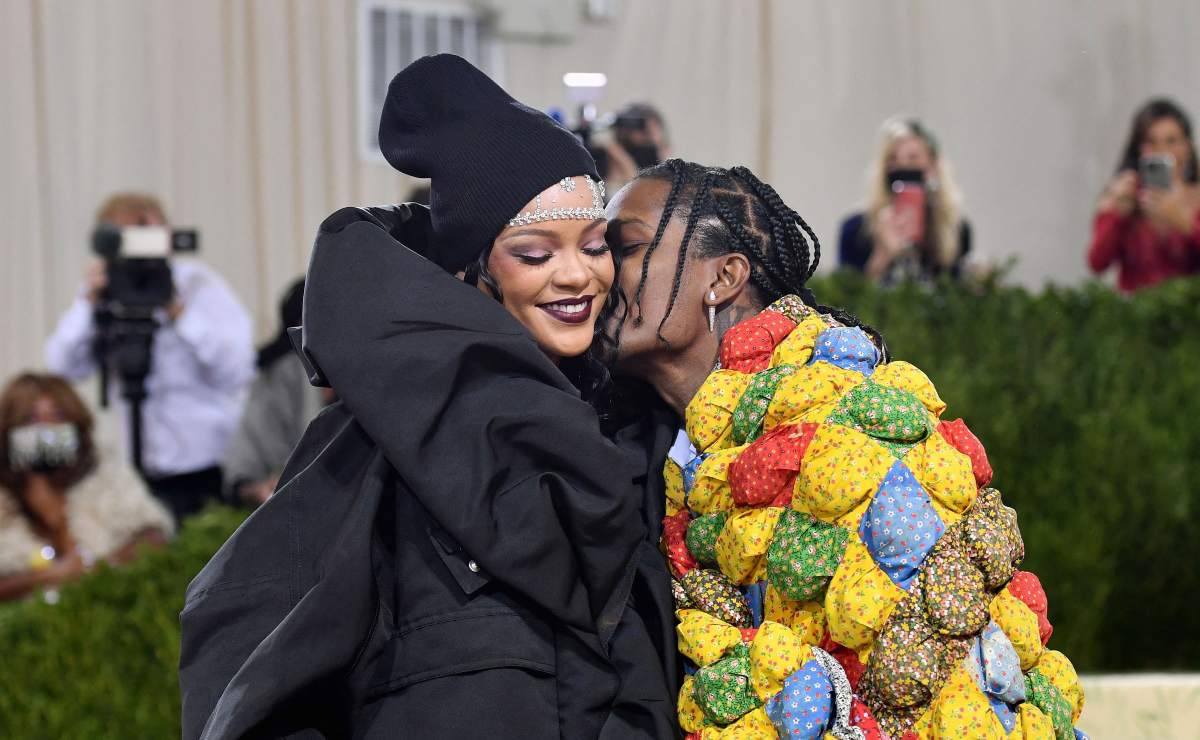 Rihanna se convierte en mamá de su primer hijo con su novio A$AP