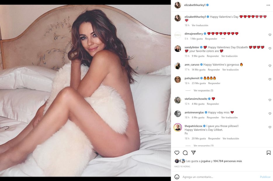 Elizabeth Hurley arrebata suspiros con pose seductora en su cama