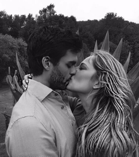 Vanessa Huppenkothen estrena galán