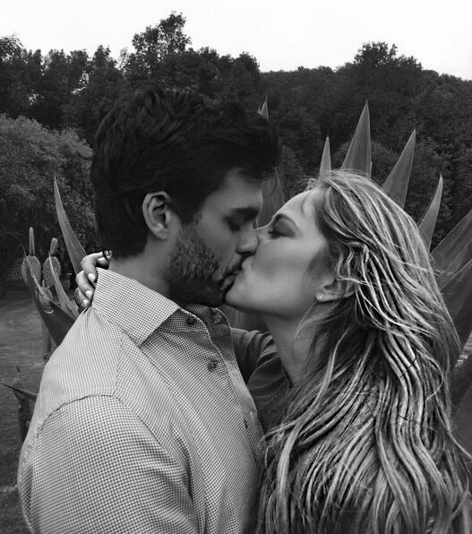 Vanessa Huppenkothen estrena galán