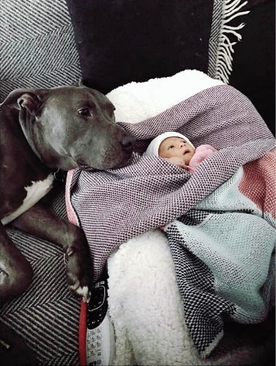 Lúa, hija de Zuria Vega y Alberto Guerra, la “it baby” de Instagram