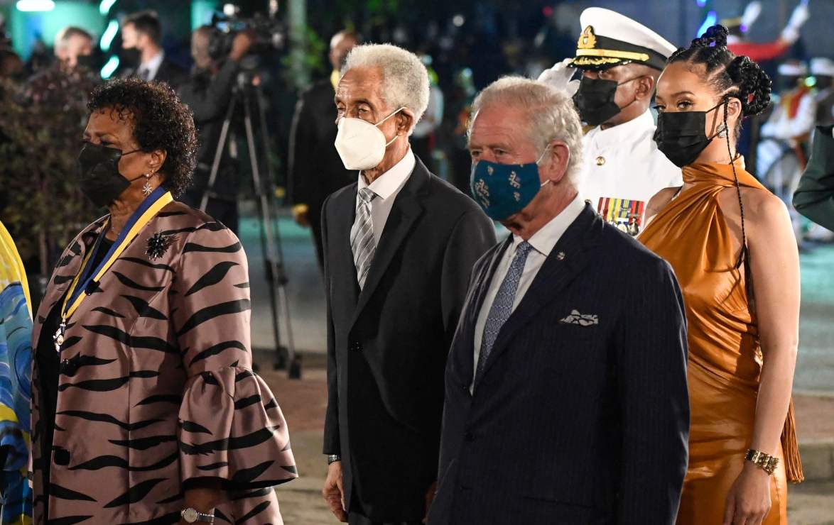 Rihanna presente en la independencia de Barbados; adiós a la reina Isabel