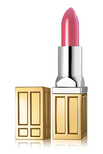 Revelan cuáles son los productos de belleza favoritos de la reina Isabel II 