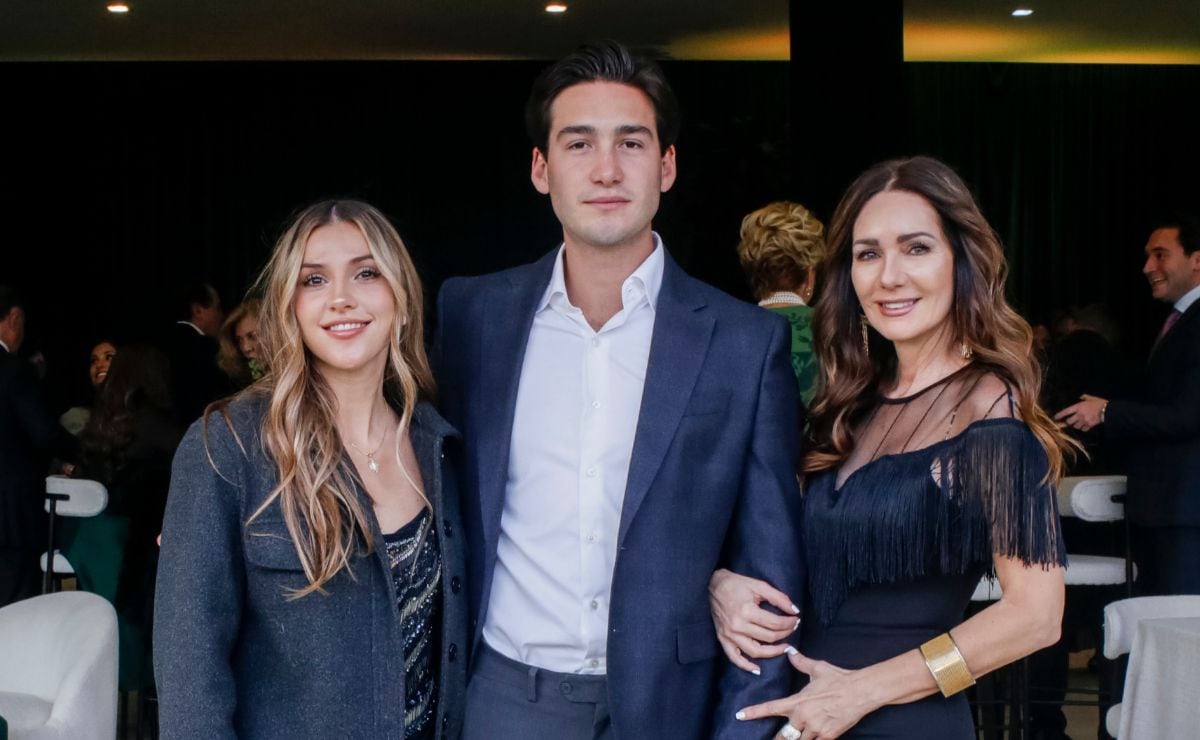 Sophia Fuentes, Jorge Fuentes y Orquídea Acevedo / Foto: Esteban Torreblanca