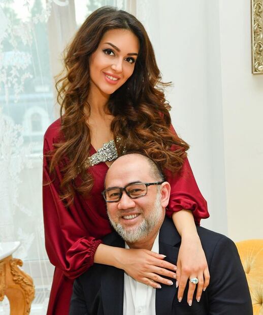 Tras divorcio, el rey de Malasia duda ser el verdadero padre de su hijo 