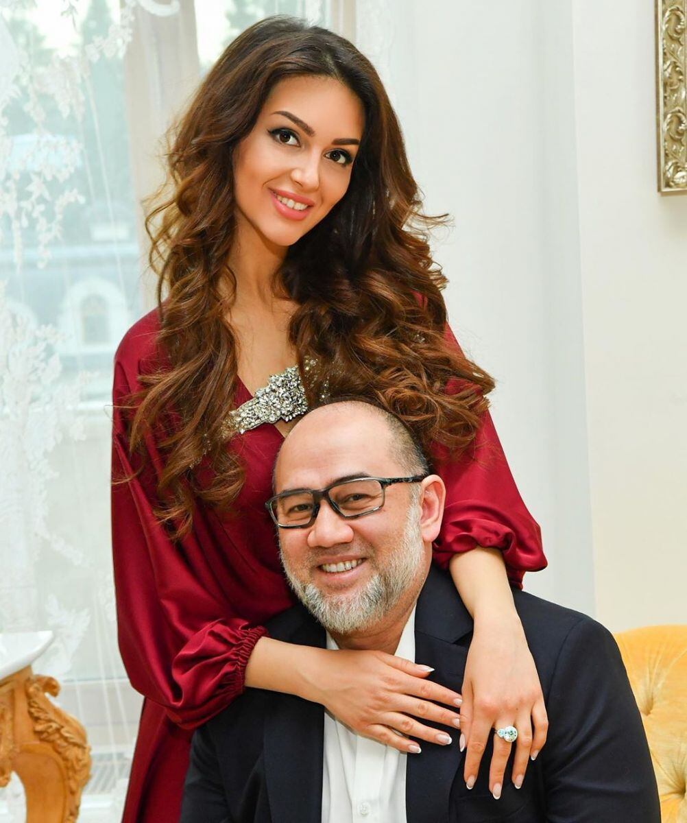 Tras divorcio, el rey de Malasia duda ser el verdadero padre de su hijo 