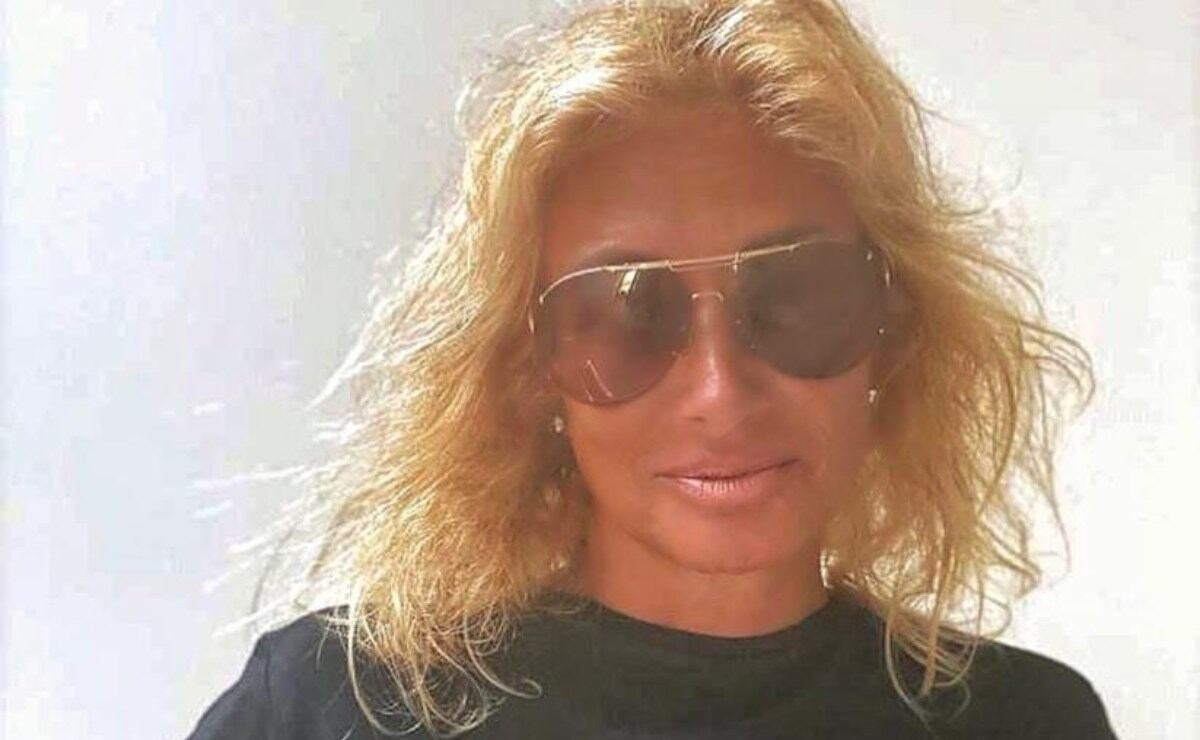 Adela Micha presume foto en bikini para sumarse a #yoenseñoloquequiera