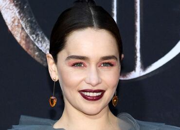 Los trucos de belleza de Emilia Clarke durante la cuarentena