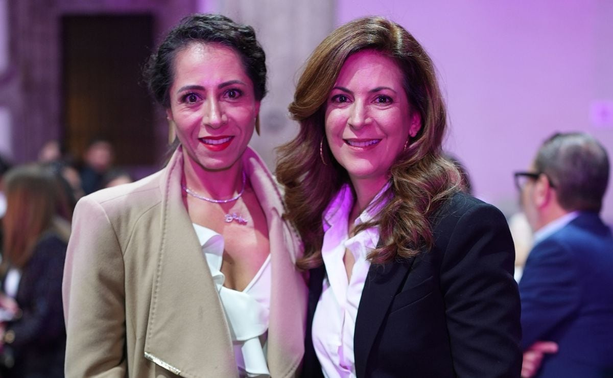 Fernanda Guarro y Mónica Aspe. (Foto: Leonardo Gómez)