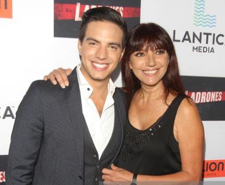 ¿Quién es la mamá de Vadhir Derbez?