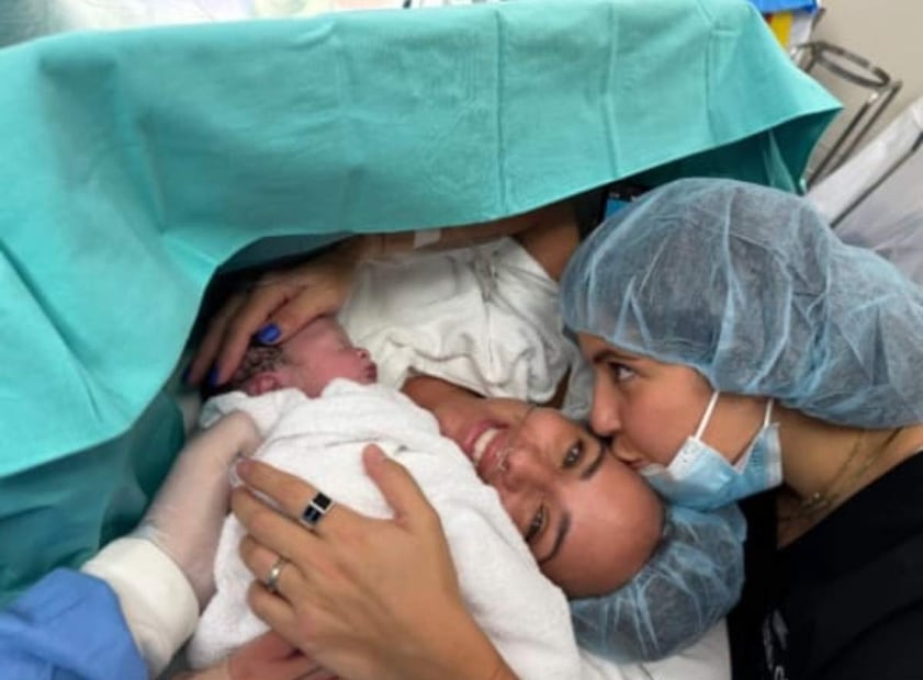 Saskia Niño de Rivera y Mariel Duayhe recibieron al pequeño Piero / Foto: Instagram