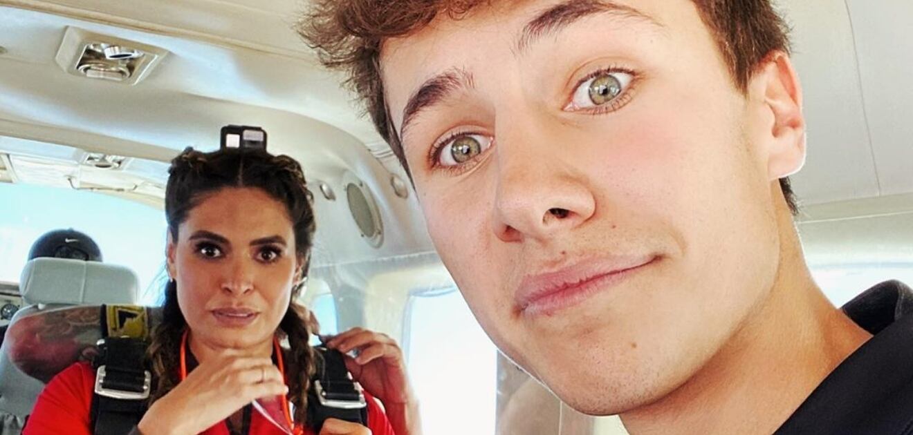 Video: Juanpa Zurita y Galilea Montijo saltan del paracaídas ¡ella se desmaya!