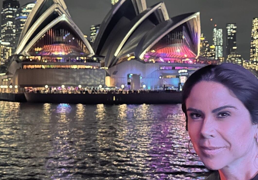 Paola Rojas recibe el año junto a su novio con romántico viaje a Sidney