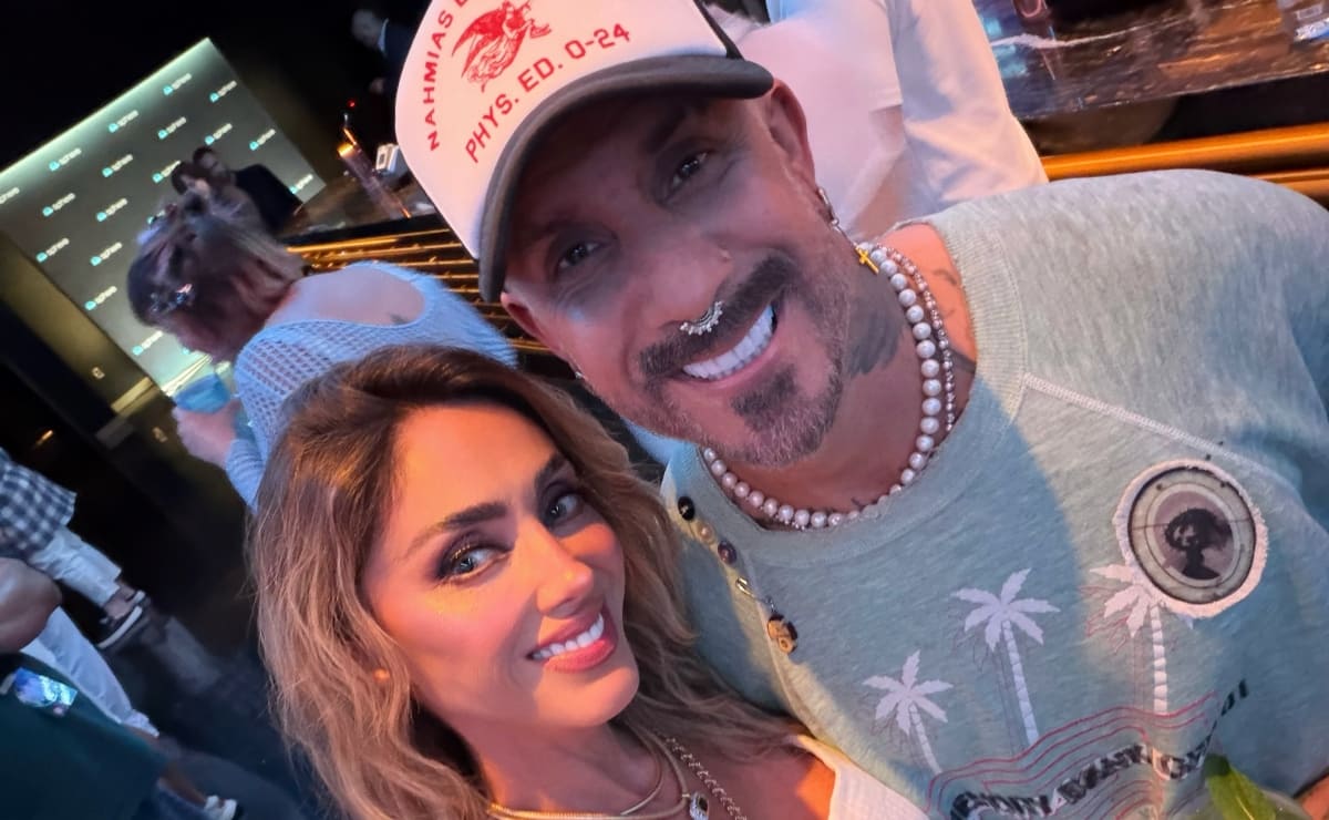Anahí presume su emoción al conocer a los Backstreet Boys en Las Vegas 