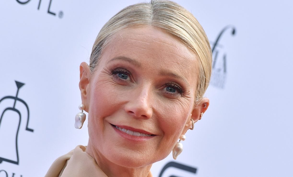 Gwyneth Paltrow, deslumbrante en un coordinado nude y crop top 