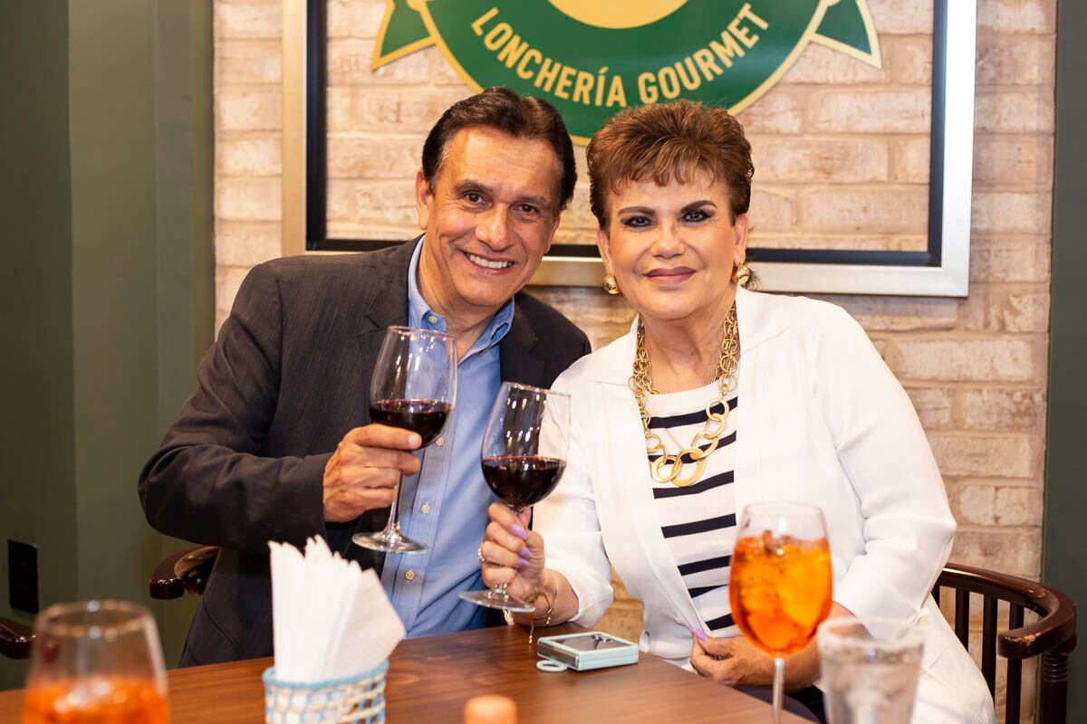 Martín Zubieta y Silvia Ramos Kelly. Foto: Esteban Torreblanca