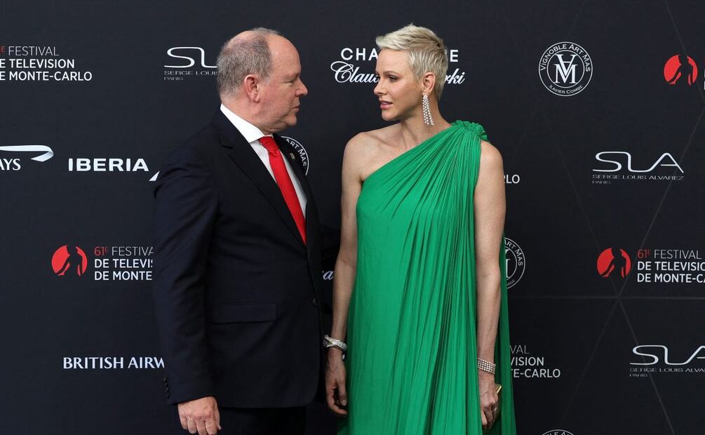 Charlene de Mónaco asiste a un evento con el príncipe Alberto recuperada de Covid-19