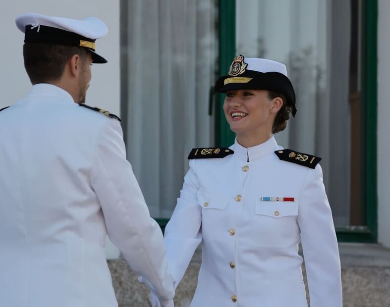 La princesa Leonor ingresa a la Escuela Naval Militar de Marín para continuar con su formación militar / Foto: EFE