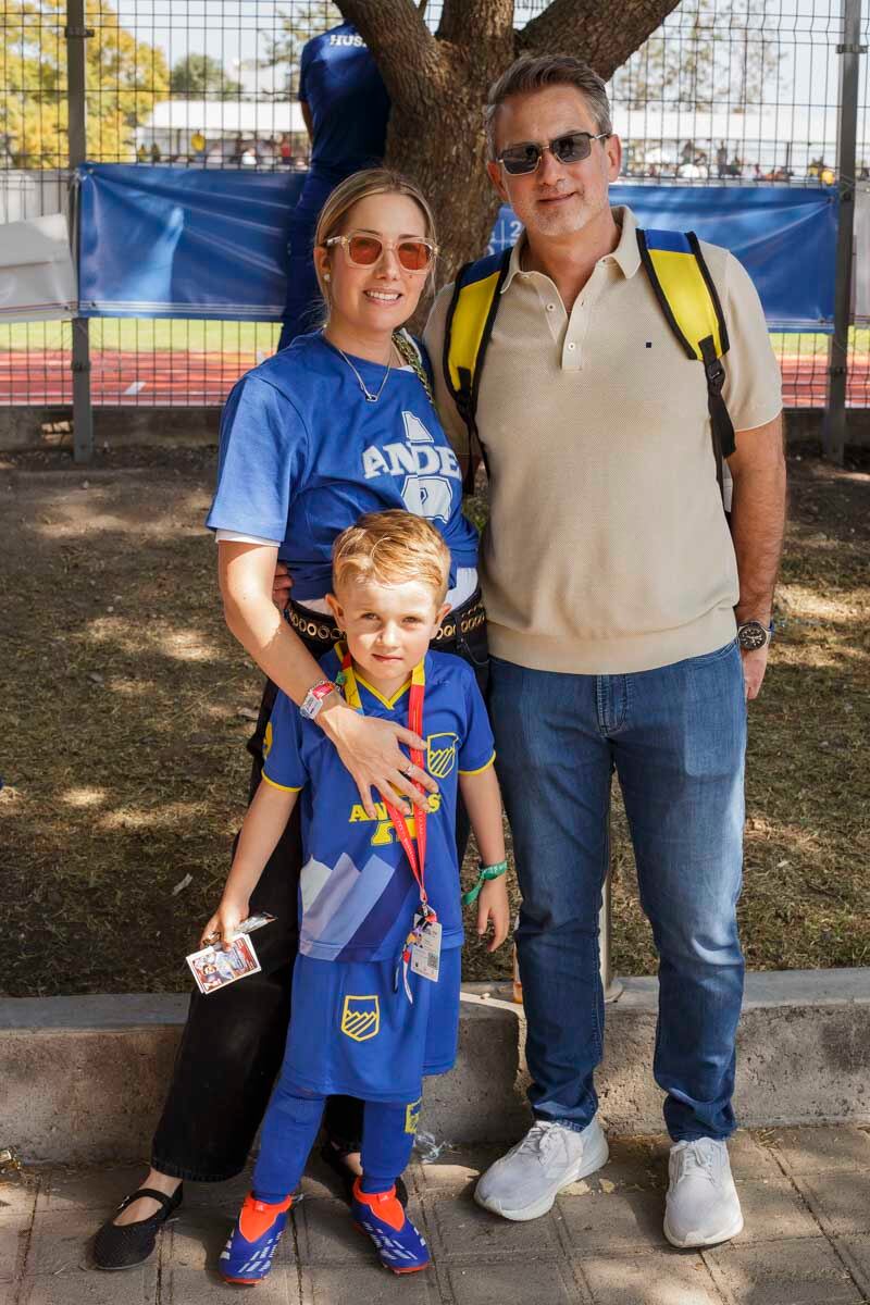 Edurne Ocejo, Manuel y Manuel Ruiz. (Foto: Esteban Torreblanca)