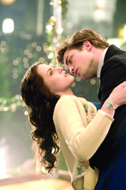 Parejas que se enamoraron en el set