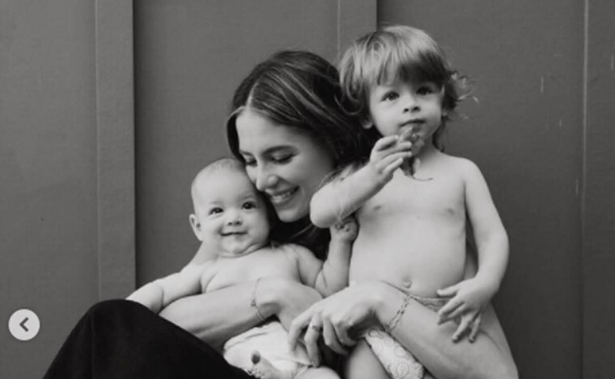Sarah Kohan, esposa de "Chicharito", celebra los 2 años de Noah con un tierno  álbum de fotos
