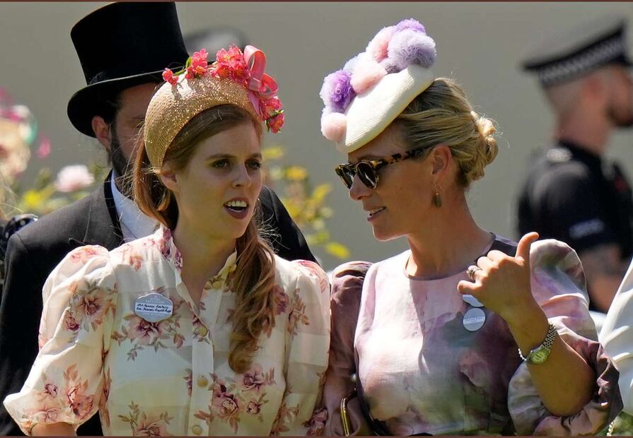 Kate Middleton y su mamá también se prestan la ropa ¡las descubrimos!