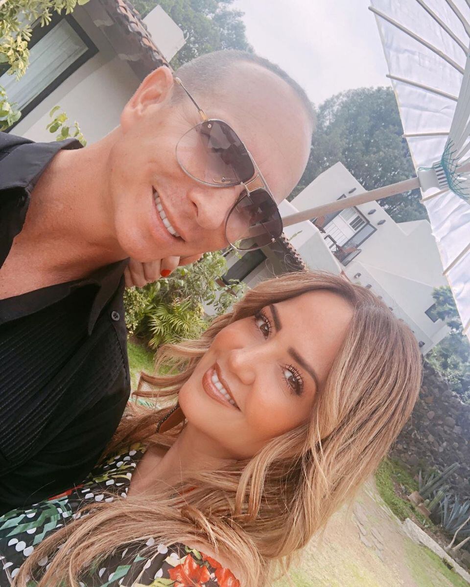 La historia de amor de Erik Rubín y Andrea Legarreta 