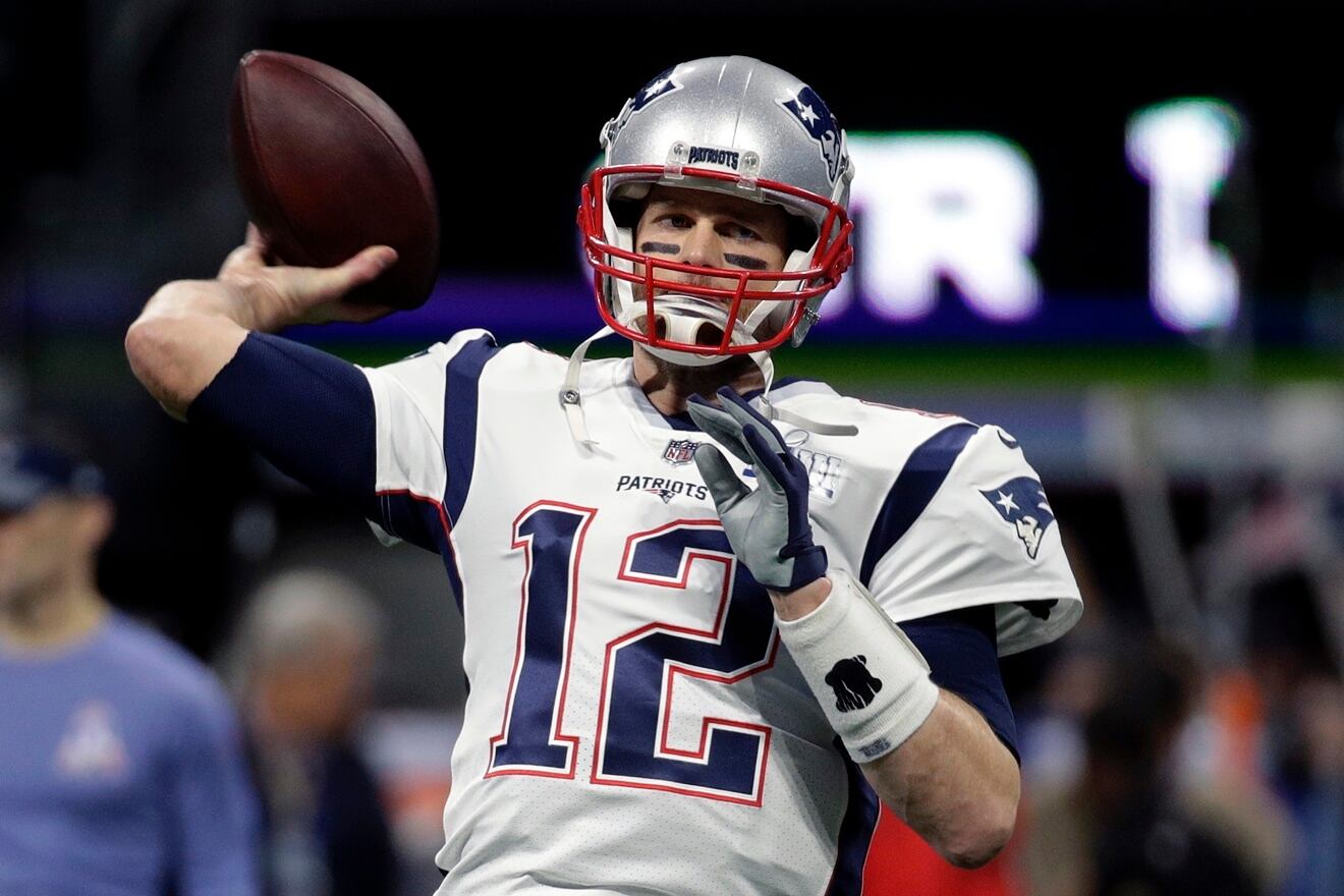 YouTuber paga 800 mil dólares para cenar con Tom Brady