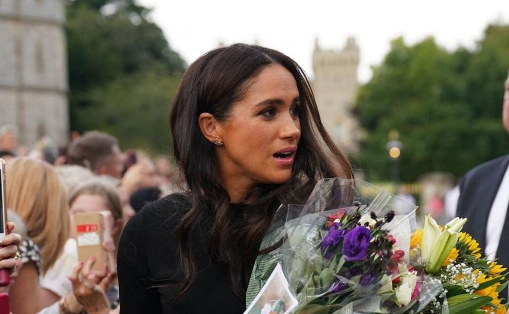 Revelan el significado del símbolo oculto en los zapatos de Meghan Markle