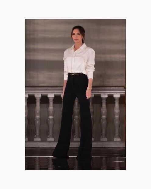 Mujer con síndrome del túnel carpiano demanda a Victoria Beckham 