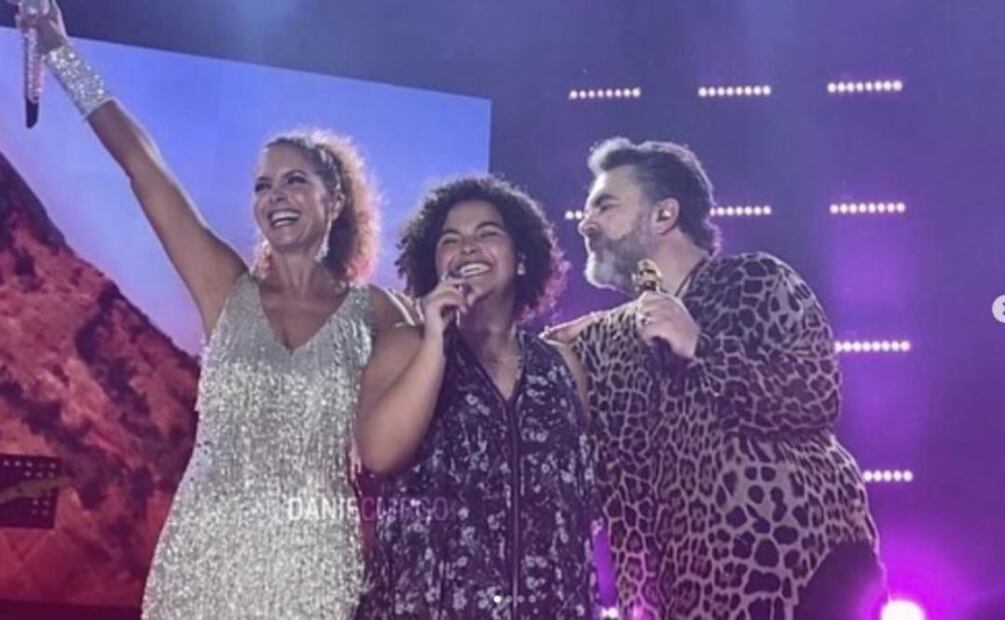 Lucero felicita a su hija por sus 18 años con nostálgicas fotos 