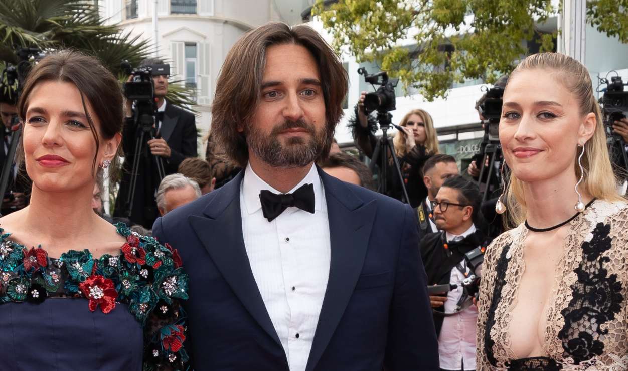 La nuera de Carolina de Mónaco derrocha sensualidad en Cannes