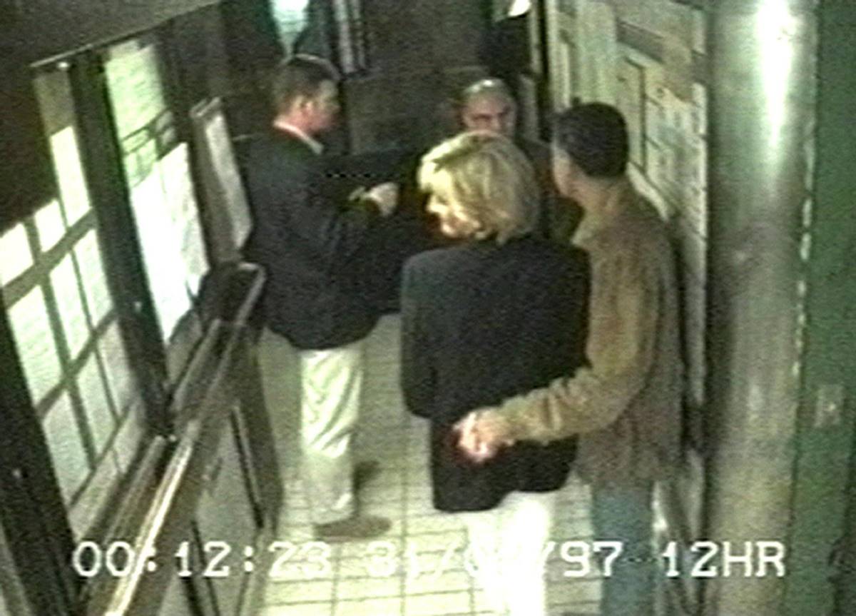Revelan que la princesa Diana tuvo que cenar en la habitación en su última noche con vida