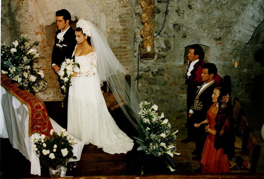 FOTOS: La historia de la familia de Biby Gaytán y Eduardo Capetillo