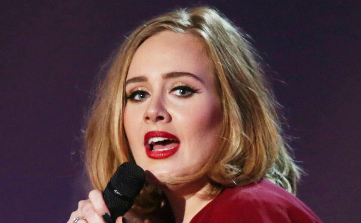 Adele no pagará manutención a su ex Simon Konecki