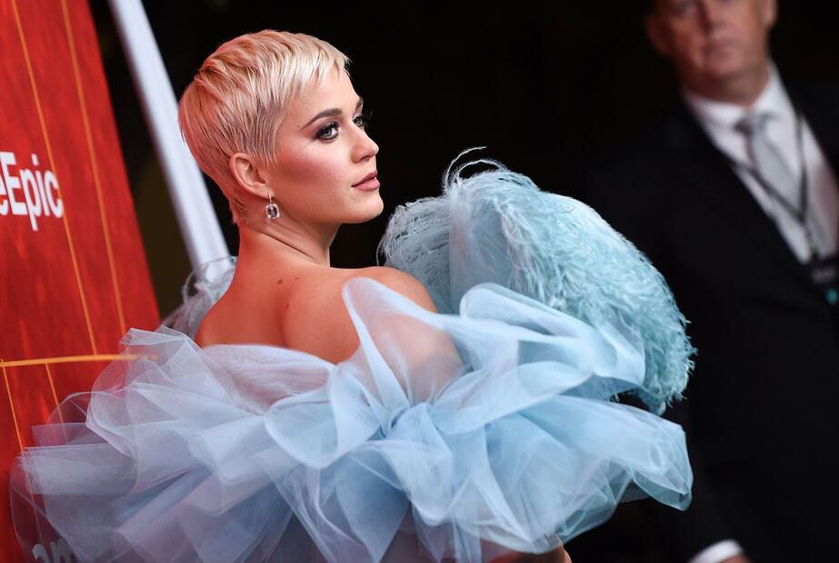 Se suma otra denuncia contra Katy Perry por acoso sexual; ahora es una periodista