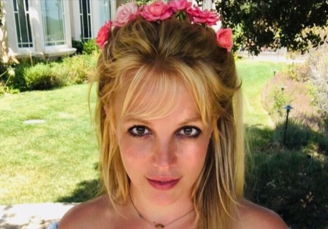 Britney Spears sorprende al casarse con ella misma: "El momento más brillante"