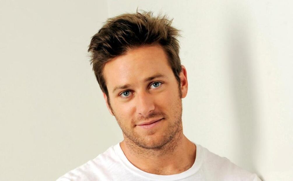 Armie Hammer rompe el silencio sobre acusaciones de canibalismo y otros delitos sexuales