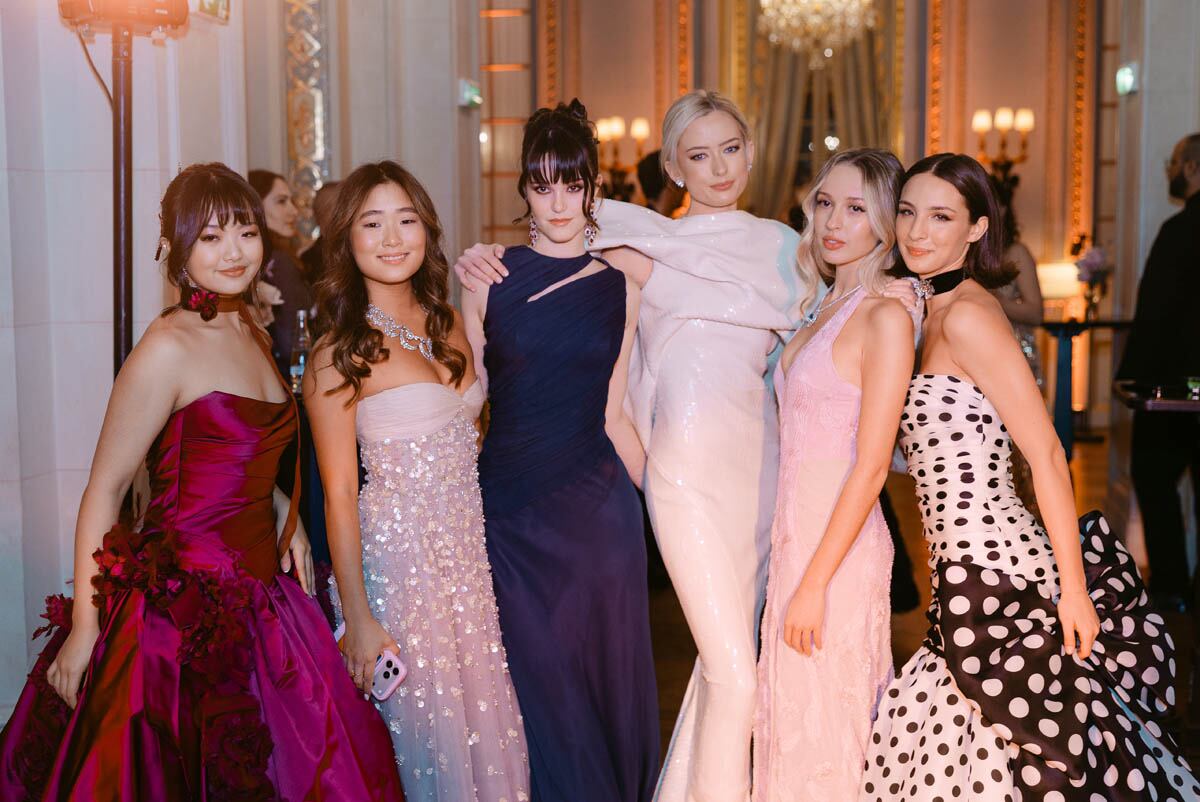 Alice Wang, Sarah Bae, Eirini Zarifi, Eliza Lindroth, Ruby Kemper y Carolina B. Lansing. (Foto: Morgan Amsellem)