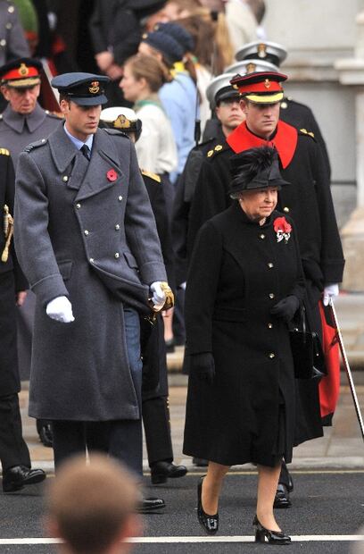 En el comunicado, la reina Isabel ll no usó los títulos reales del príncipe Harry y Meghan Markle 