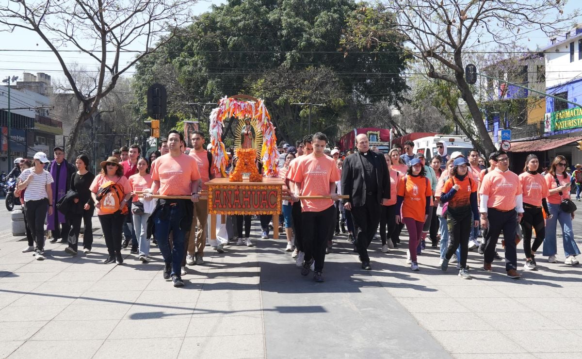La peregrinación anual de la Universidad Anáhuac / Foto: Leonardo Gómez.