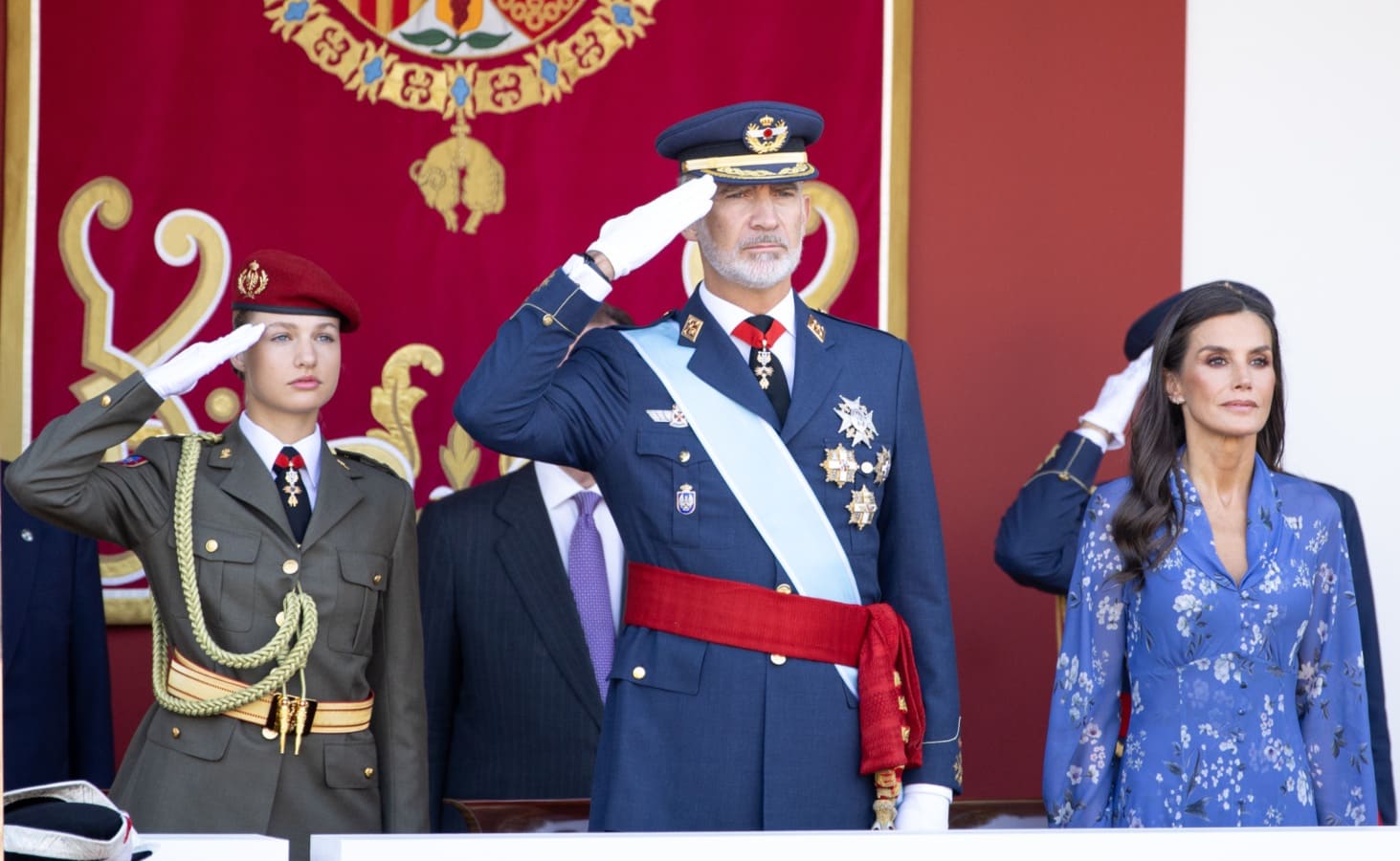 La princesa Leonor y los reyes Felipe VI y Letizia en el desfile del Día de la Fiesta Nacional / EFE