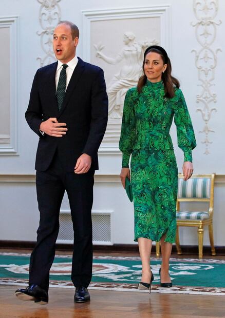 Catalina de Cambridge hace guiño al icónico vestido verde de Jennifer Lopez 