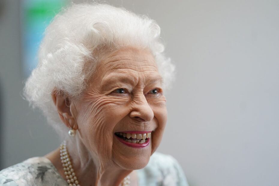 Cuánto dinero tiene la familia de Isabel II del Reino Unido