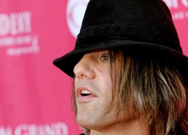 Criss Angel anuncia que su hijo de 5 años otra vez fue diagnosticado con cáncer