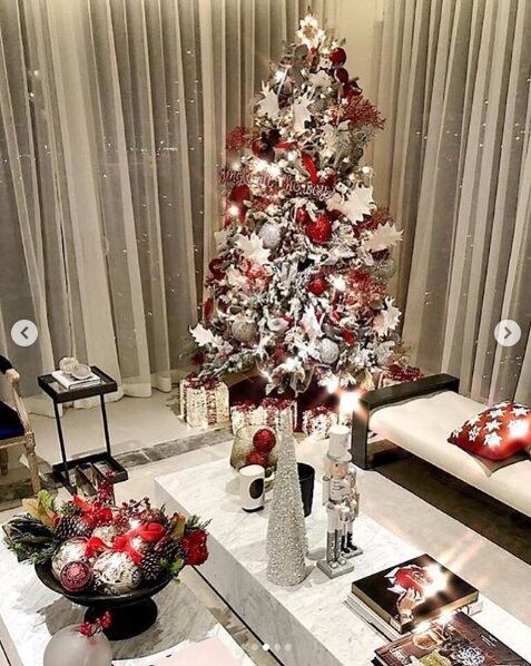 Jacky Bracamontes ya está lista para Navidad 
